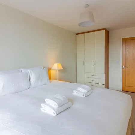 شقة Guestready - Luminous Elegance In Barrow Street دبلن