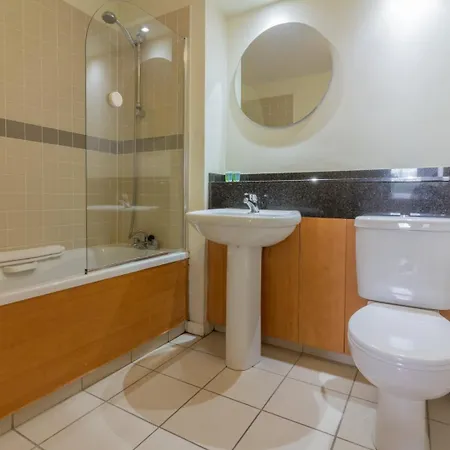 شقة Guestready - Luminous Elegance In Barrow Street *
